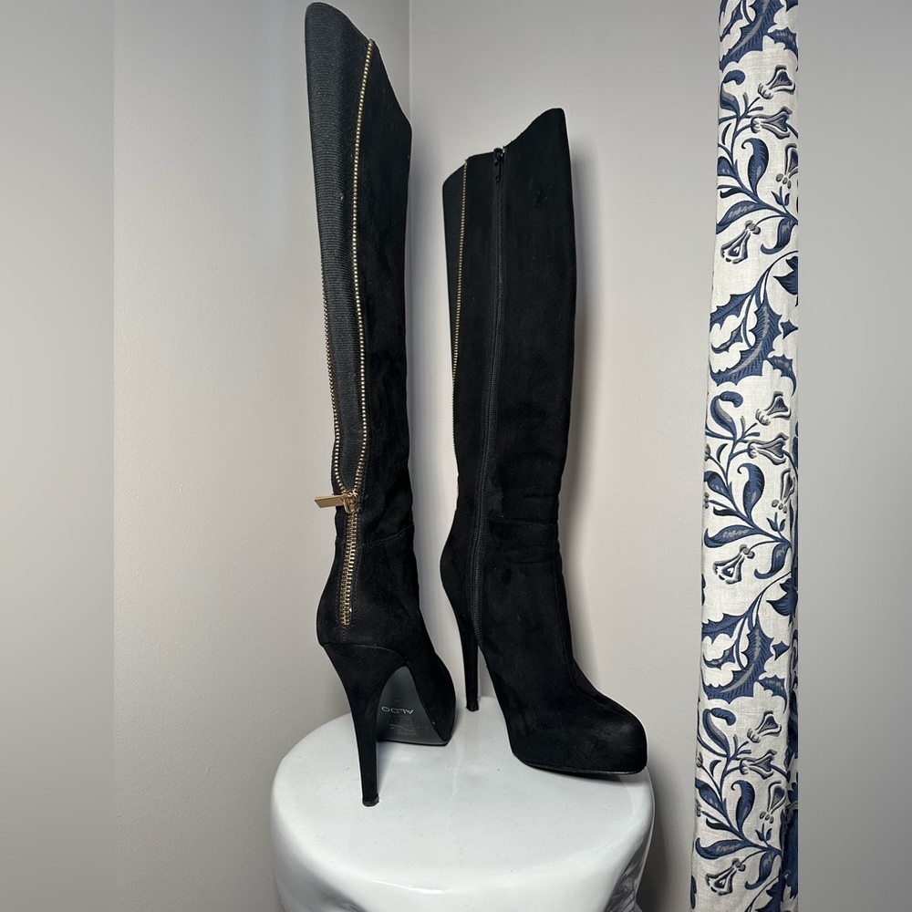 Aldo Black Knee high boot heel